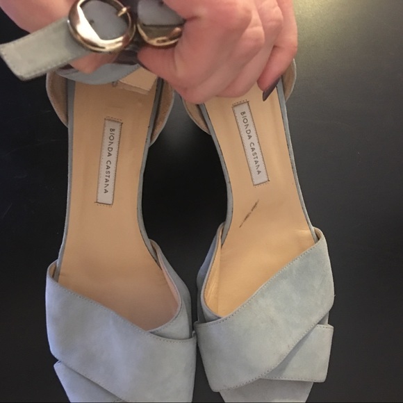 Bionda Castana Heels - Picture 6 of 8